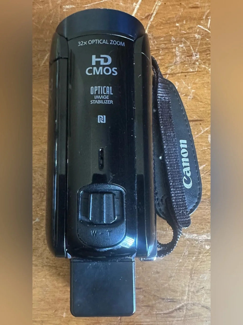 Canon Vixia HF R62 Full HD 3.2MP CMOS 32x Optical Zoom Video Handycam Camcorder